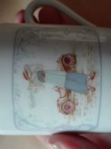 4 jolies tasses à café 