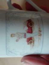 4 jolies tasses à café 