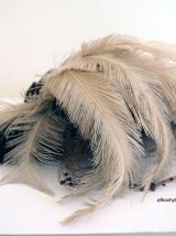 Chapeau en velours bibi à plumes d'autruche vintage 40's