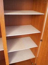 Armoire rotin vintage scandinave années 50 pieds compas