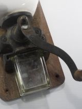 Moulin à café mural décor fraise des bois