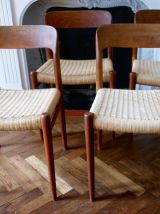 Série de quatre chaises scandinaves, O Moller