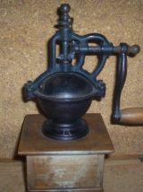 ANCIEN MOUILIN A CAFE FONCTIONNE 