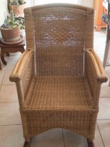 Rocking chair en rotin