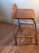Table de nuit ou étagère en rotin