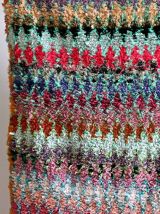 Tapis boucherouite berbère tissé main au Maroc