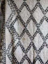 Grand tapis Beni ouarain vintage tissé main au Maroc 