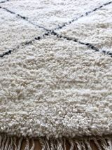 TApis beni ouarain berbere tissé main au Maroc