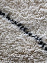 TApis beni ouarain berbere tissé main au Maroc