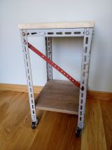 Desserte industrielle roulante, chariot d'atelier