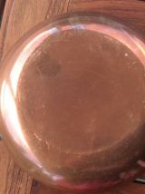 Petit plat rond en cuivre étamé 