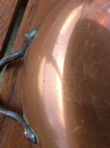 Petit plat rond en cuivre étamé 