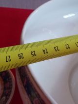 Soupière et saucière en porcelaine