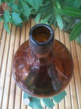 dame jeanne en verre ambré-bonbonne