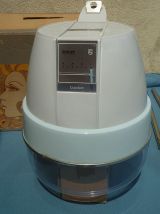 casque seche cheveux sur pieds ,vintage