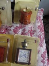 moulins à café ou poivre petit modèle