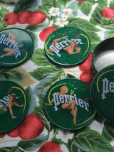 Boîte de 4 Sous verres vintage de la marque Perrier