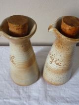 Huilier et vinaigrier en grès