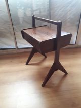 Travailleuse scandinave moderniste 