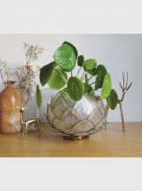 Applique lotus en pétales de nacre