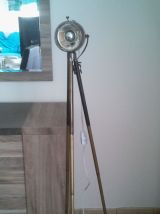 lampe trépied industrielle vintage