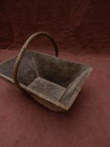 Panier en bois brut de vendange