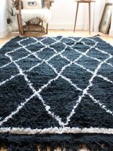 Sublime tapis beni ouarain tissé main