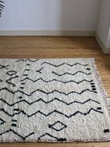 Tapis azilal tissé main au Maroc