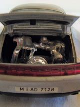 Porsche 911 (1993) échelle 1/24 eme Majorette