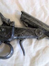 Pistolet décoratif mural bibliothèque zamacl crosse