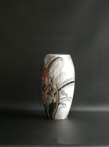 VASE MODERNISTE EN PORCELAINE