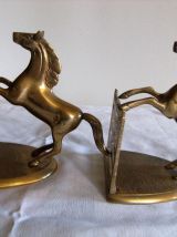 Presse papier livre en bronze/régule doré cheval