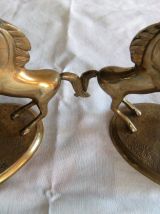 Presse papier livre en bronze/régule doré cheval