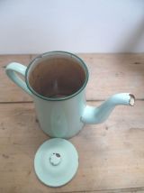 cafetière émaillée couleur vert d'eau