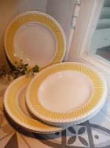  6 assiettes creuses "FB 16" jaunes relief Digouin