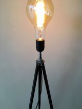 lampadaire s/ancien trépied photo métal_ampoule globe