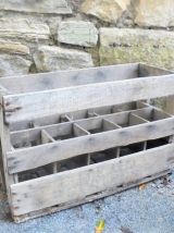 Anciennes caisses marchand de vin