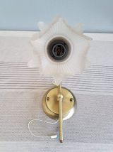 applique fleur en  verre et support métal doré