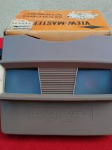 View Master modèle G avec sa boîte d'origine