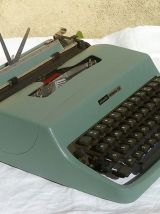 Machine a écrire Olivetti Lettera 32  spain