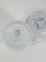 Théière en porcelaine vintage