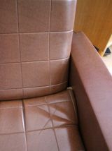 Fauteuil skaï marron pieds compas 1950's