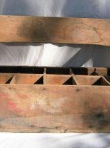 Casier bouteille vintage société des vins de France bois déc