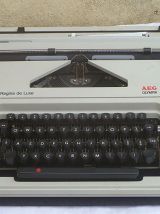 Machine à écrire Olympia AEG Régina de Luxe + valise  