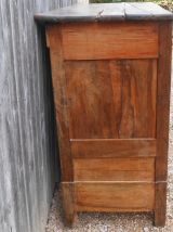 Buffet campagnard en noyer