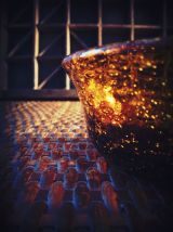 vintage coupelle en verre soufflé ambré BIOT