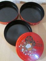 Belle boite asiatique à compartiments empilables 