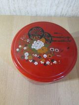 Belle boite asiatique à compartiments empilables 