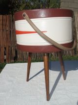 Rare travailleuse Vintage tripode très colorée