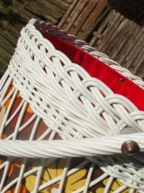 Belle travailleuse tripode en rotin blanc